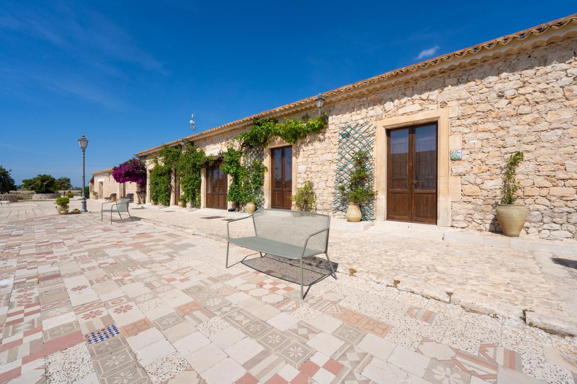 Agriturismo Masseria Sul Mare Avola Exterior photo