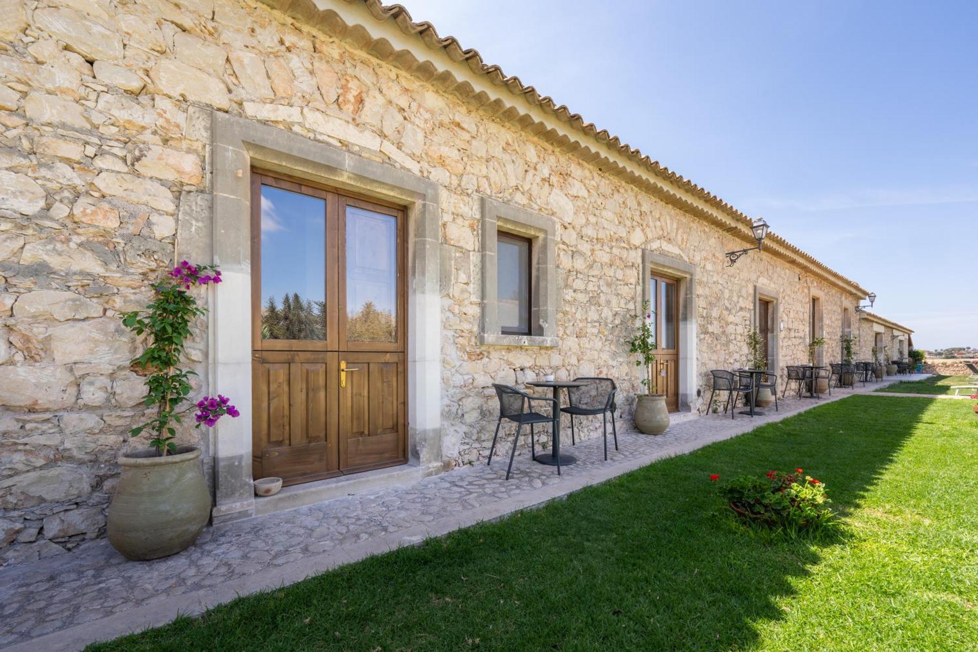 Agriturismo Masseria Sul Mare Avola Exterior photo